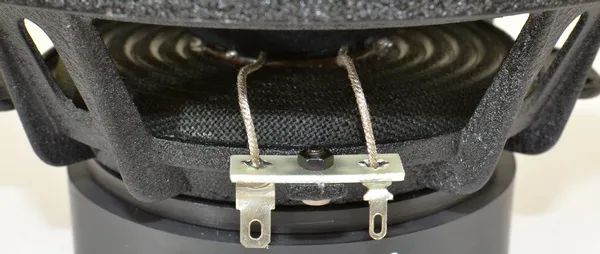 1438886935ARIABZM165_4[1]