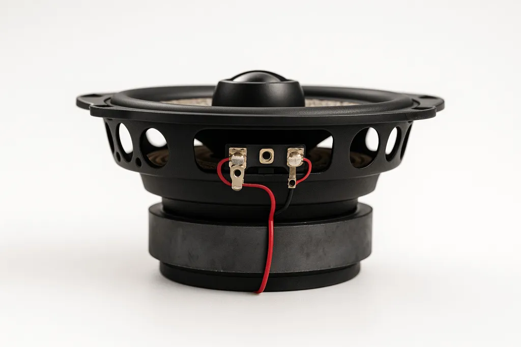 Подключение проводов к сабвуферу