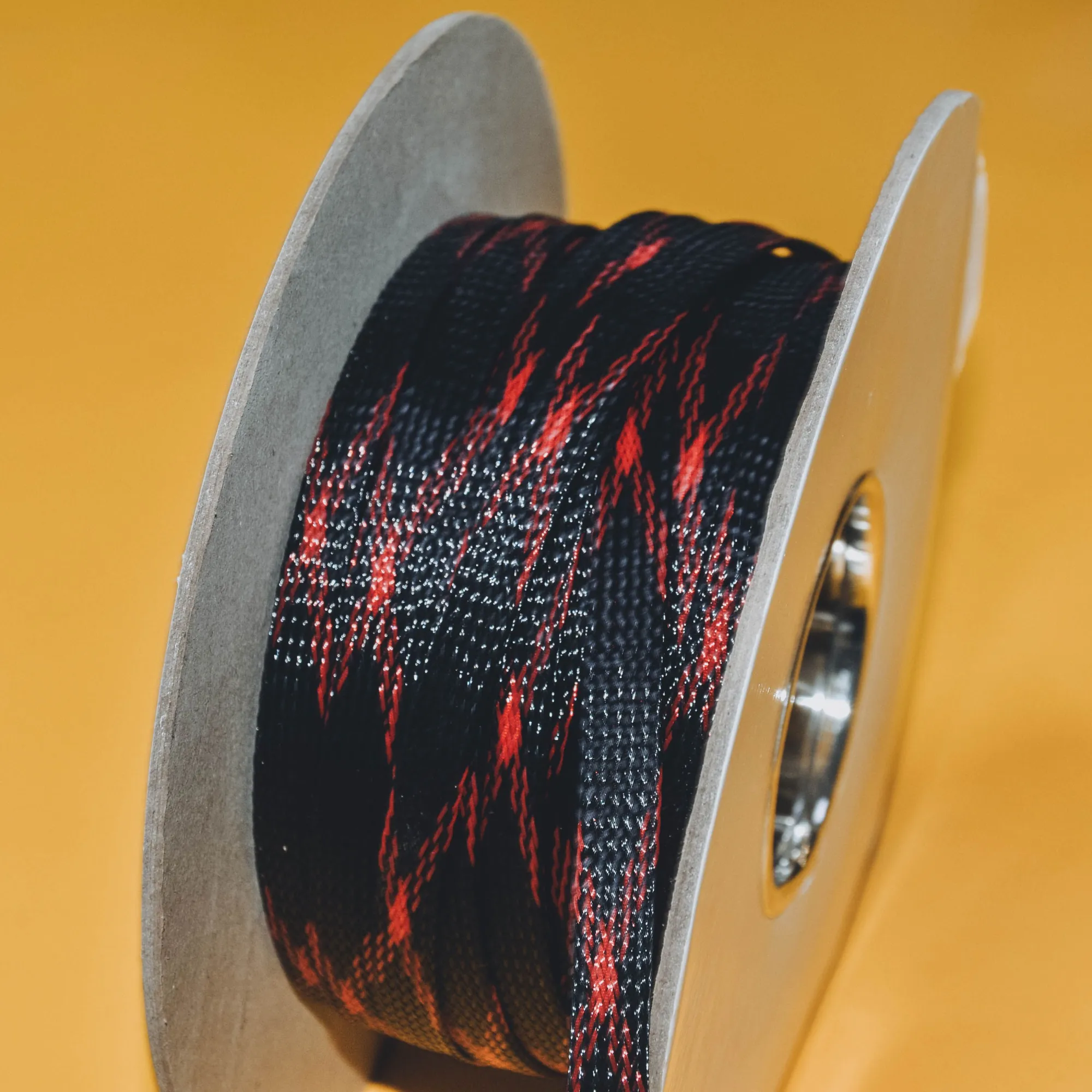 Защитная кабельная оплетка GA D8mm красная (1б-50м) (1м) - фото